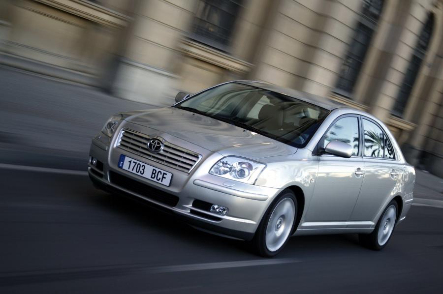  Toyota Avensis 2003 года  (фото 84 из 114)